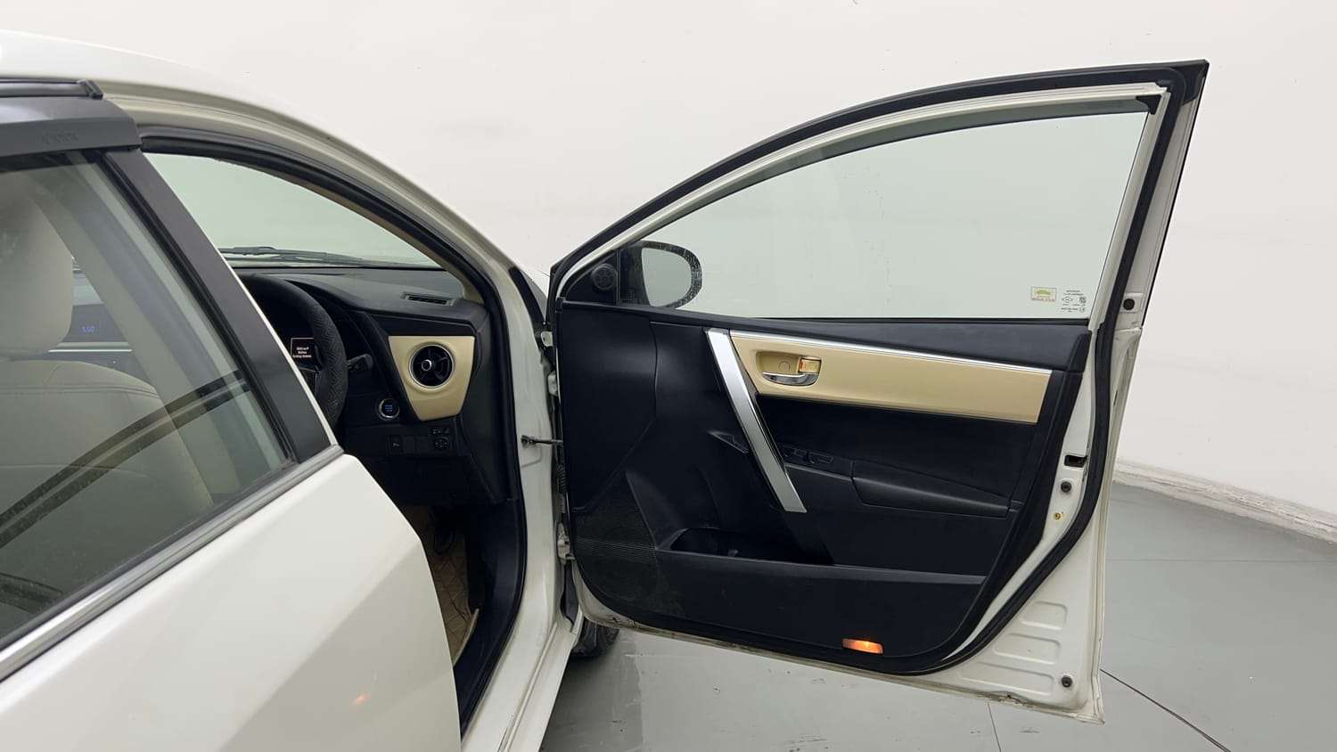 2017 Toyota Corolla Altis VL AT Petrol-19