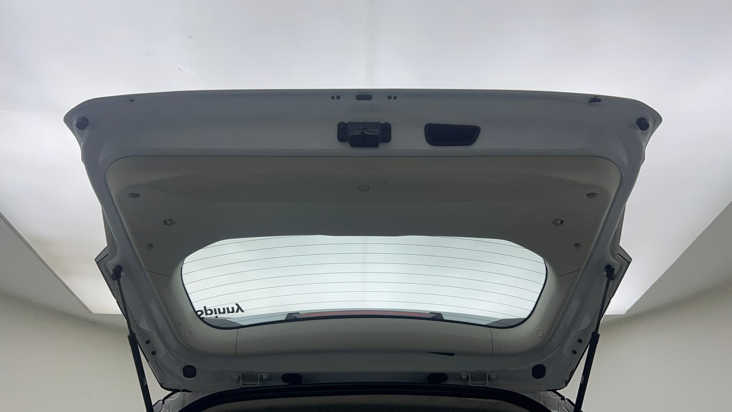 Used 2024 Mahindra XUV 3XO AX5 1.2 Petrol AT Petrol Automatic interior DICKY DOOR OPEN VIEW