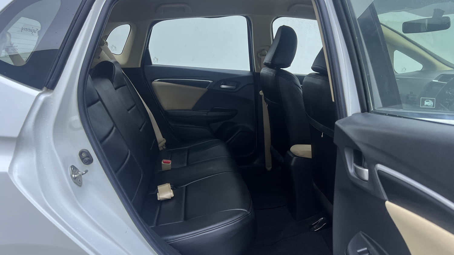 Used 2019 Honda Jazz VX CVT Petrol Petrol Automatic interior RIGHT SIDE REAR DOOR CABIN VIEW