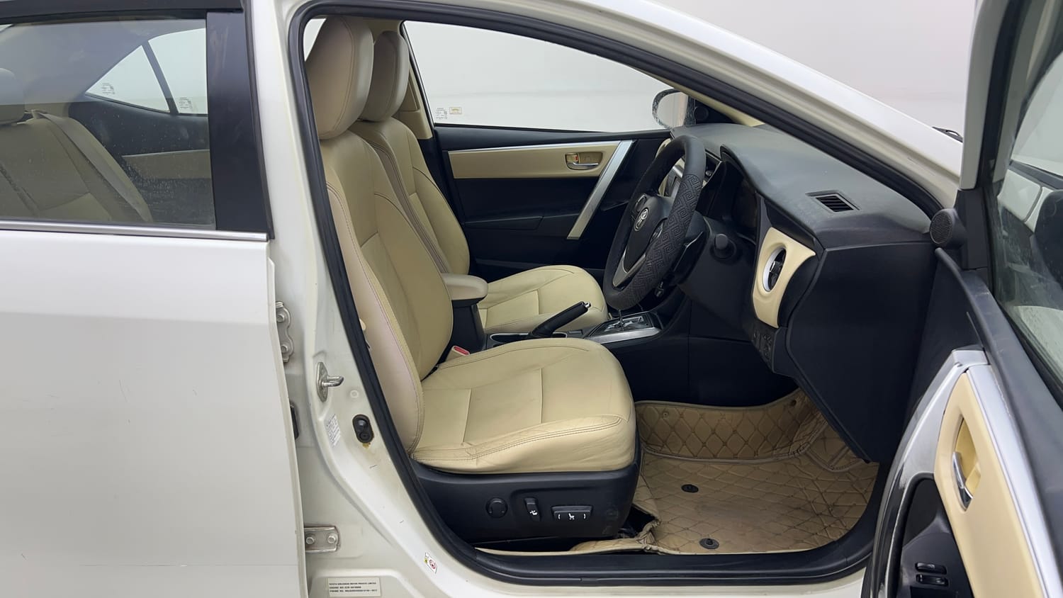 2017 Toyota Corolla Altis VL AT Petrol-17