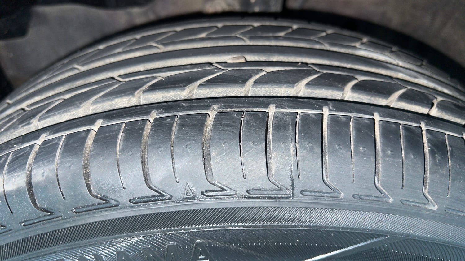 Used 2017 Honda Jazz S Petrol Petrol Manual tyres LEFT FRONT TYRE TREAD VIEW