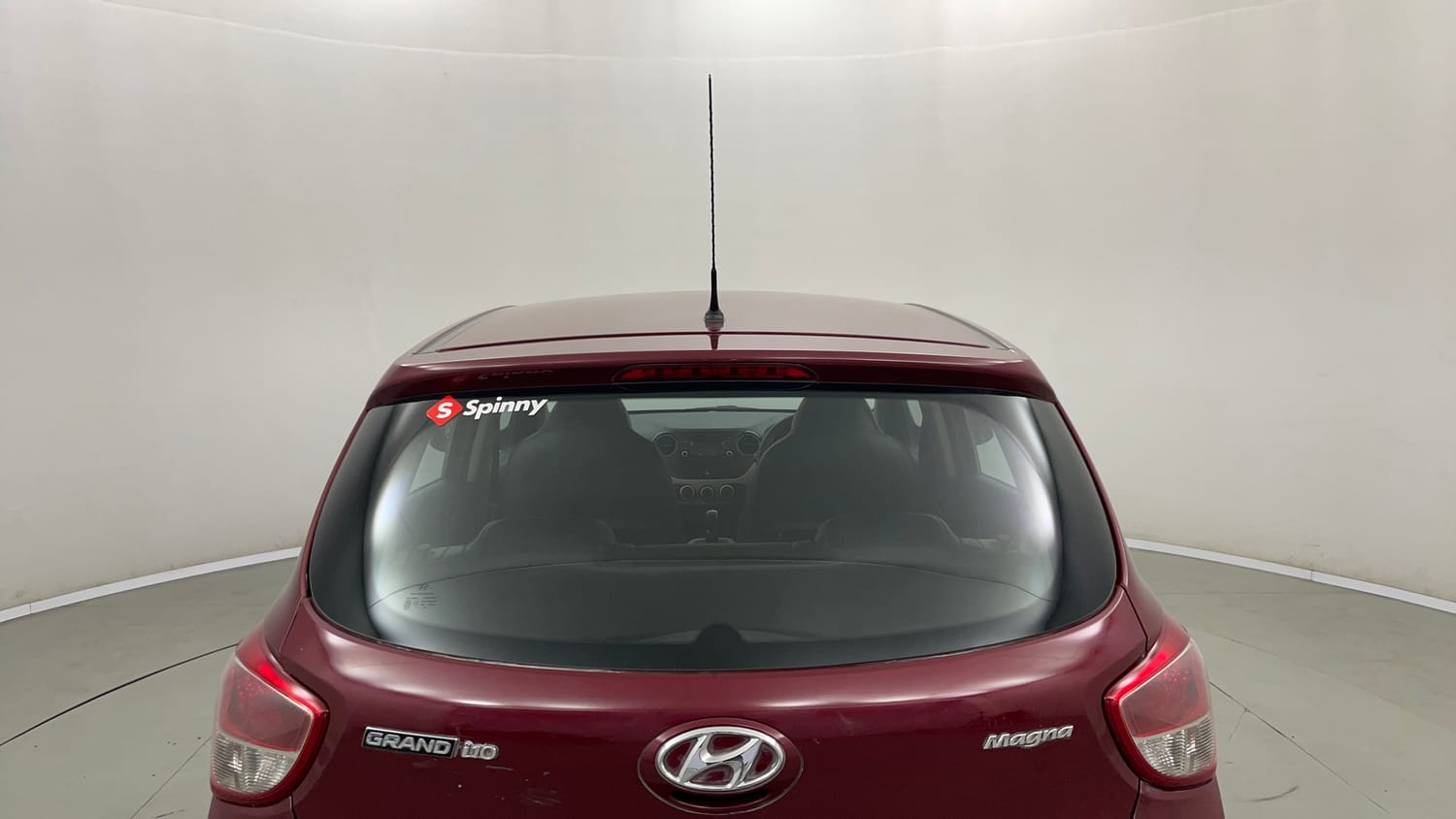Used 2016 Hyundai Grand i10 Magna 1.2 Kappa VTVT Petrol Manual exterior BACK WINDSHIELD VIEW