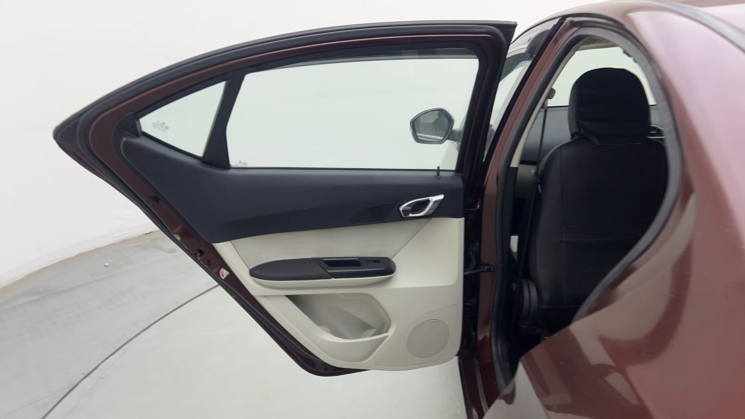 2022 Tata Tigor XZ Plus CNG-22