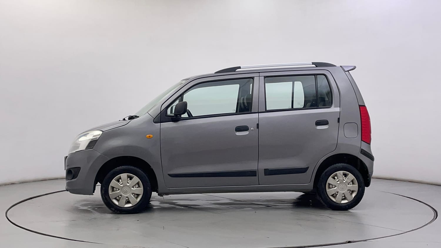 Used 2013 Maruti Suzuki Wagon R LXI Petrol Manual exterior LEFT SIDE VIEW