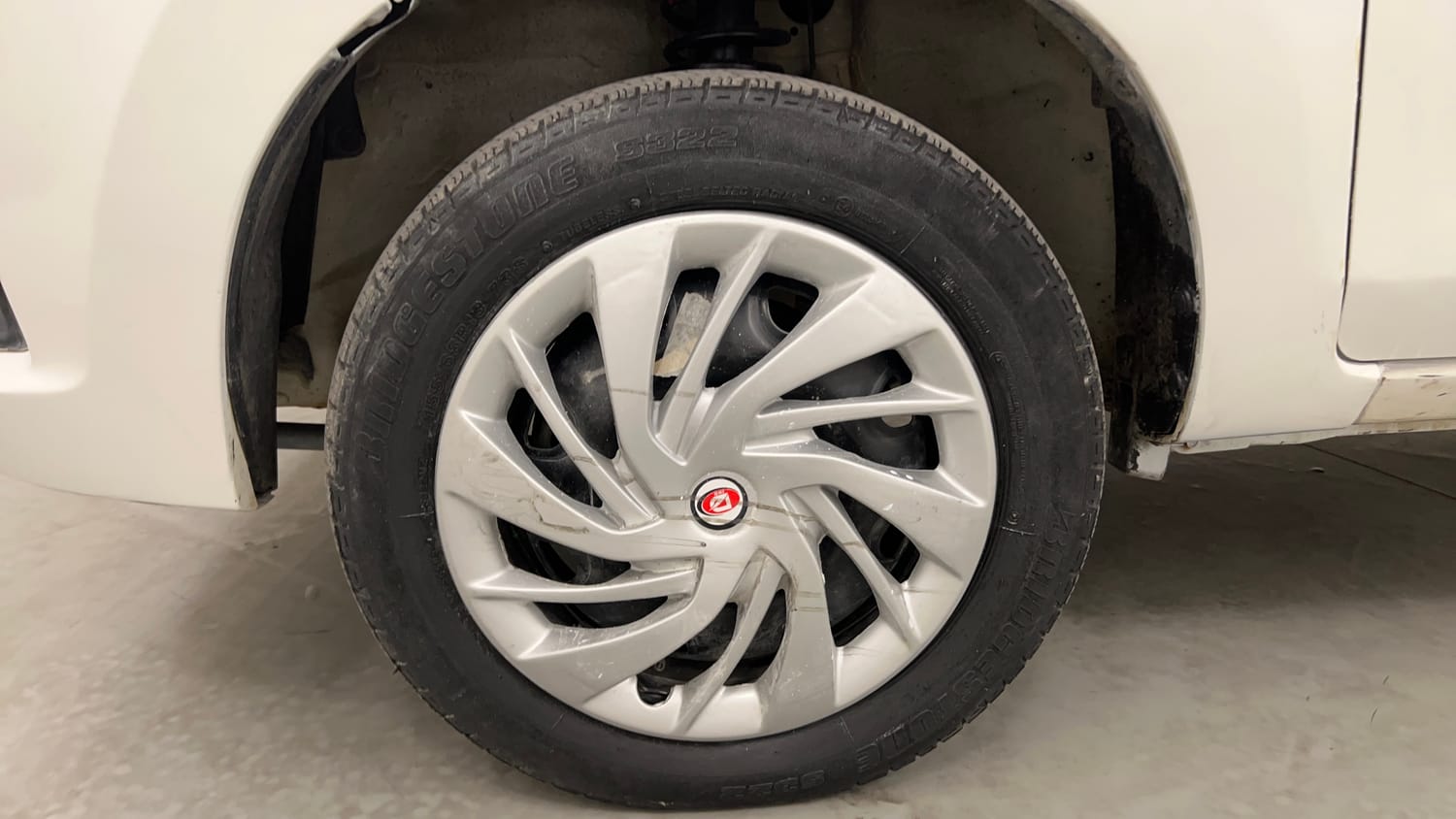 Used 2016 Maruti Suzuki Alto K10 VXi AMT Petrol Automatic tyres LEFT FRONT TYRE RIM VIEW