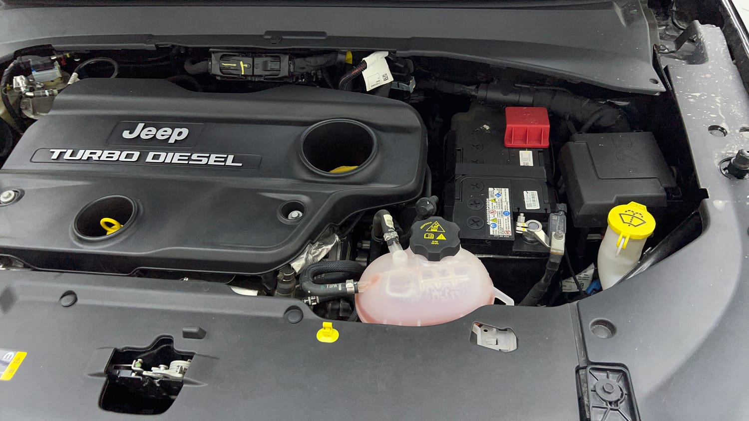 2024 Jeep Meridian Limited (O) 4x2 AT-29