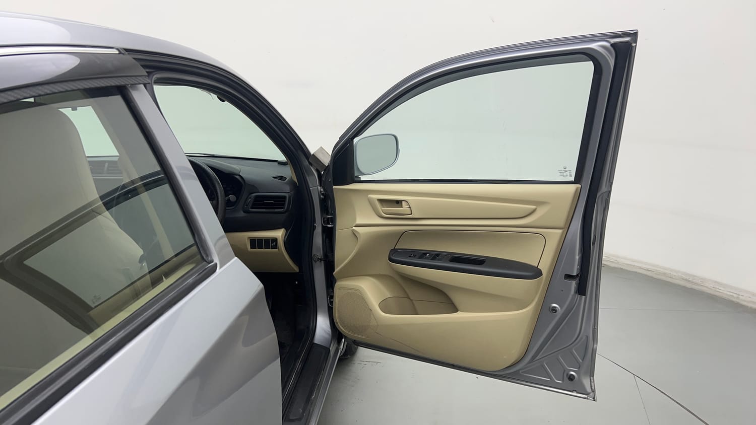 2022 Honda Amaze E MT 1.2 Petrol (Old Design)-19