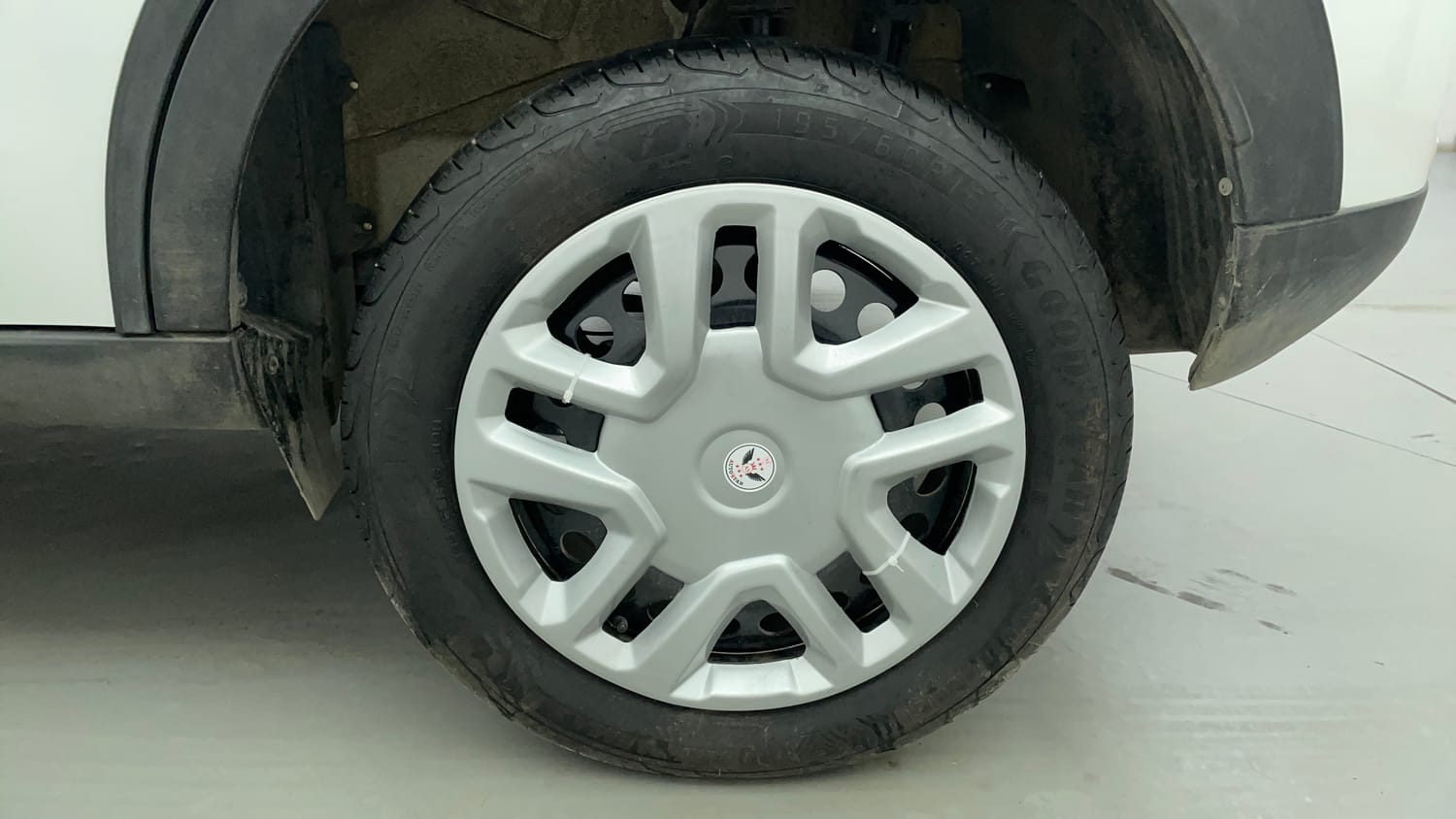 Used 2025 Tata Nexon Creative Plus (S) 1.2 Petrol 6MT Petrol Manual tyres LEFT REAR TYRE RIM VIEW