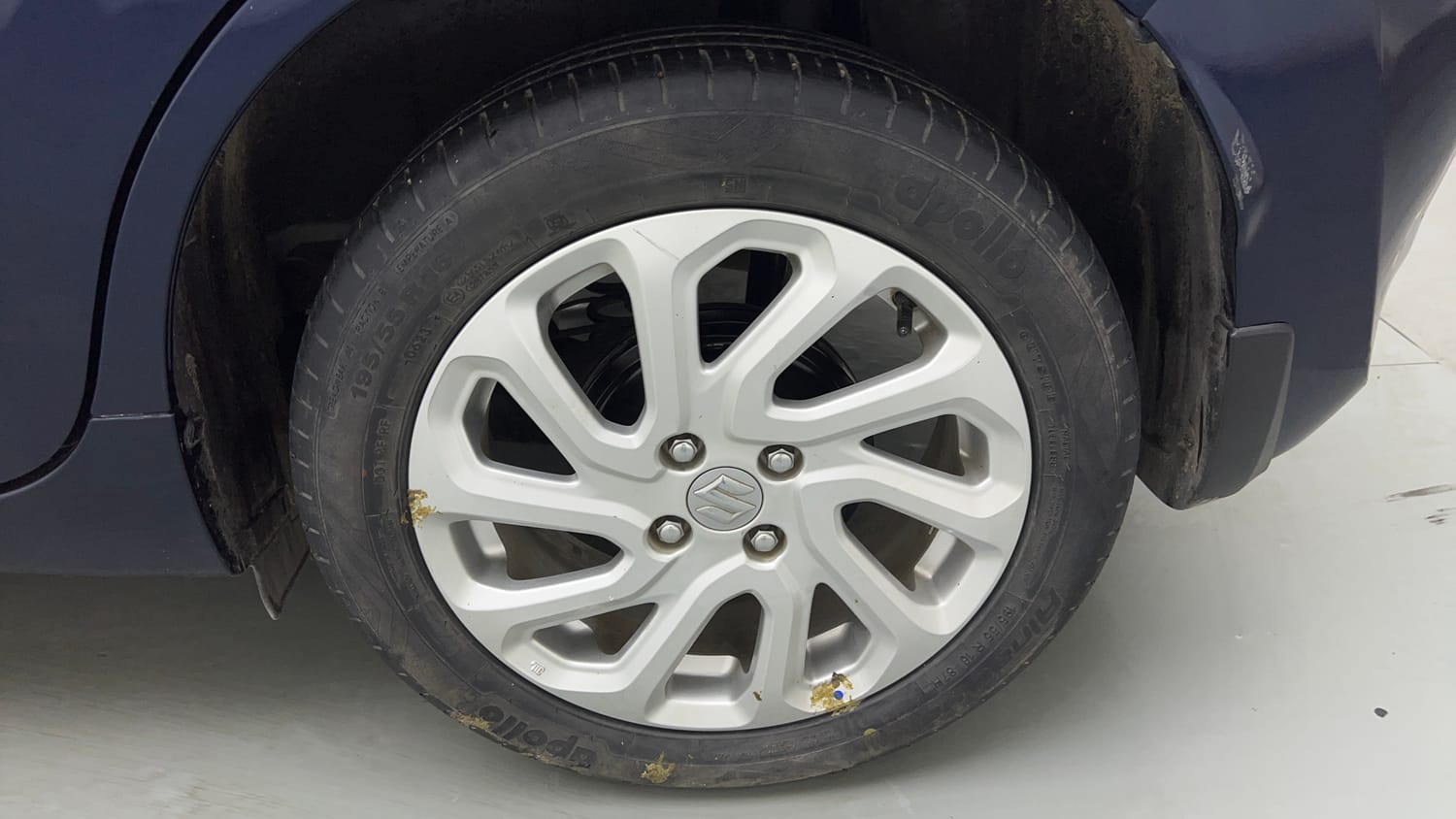 2023 Maruti Suzuki Baleno Zeta MT Petrol+CNG (Outside Fitted)-35