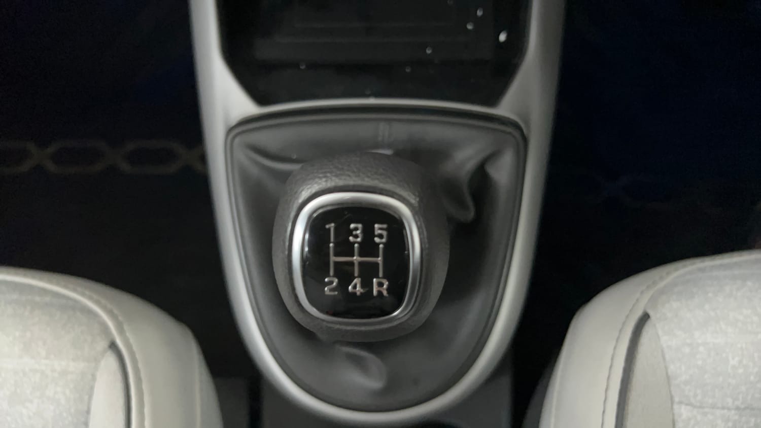 Used 2023 Hyundai Grand i10 Nios Asta 1.2 Kappa VTVT Petrol Manual interior GEAR  KNOB VIEW