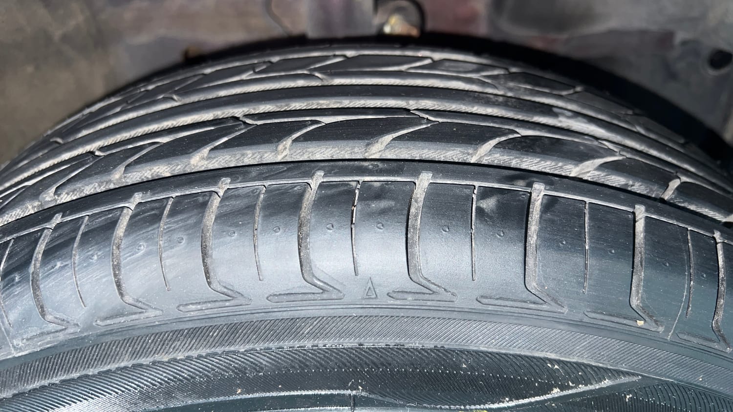 Used 2017 Honda Jazz S Petrol Petrol Manual tyres RIGHT FRONT TYRE TREAD VIEW