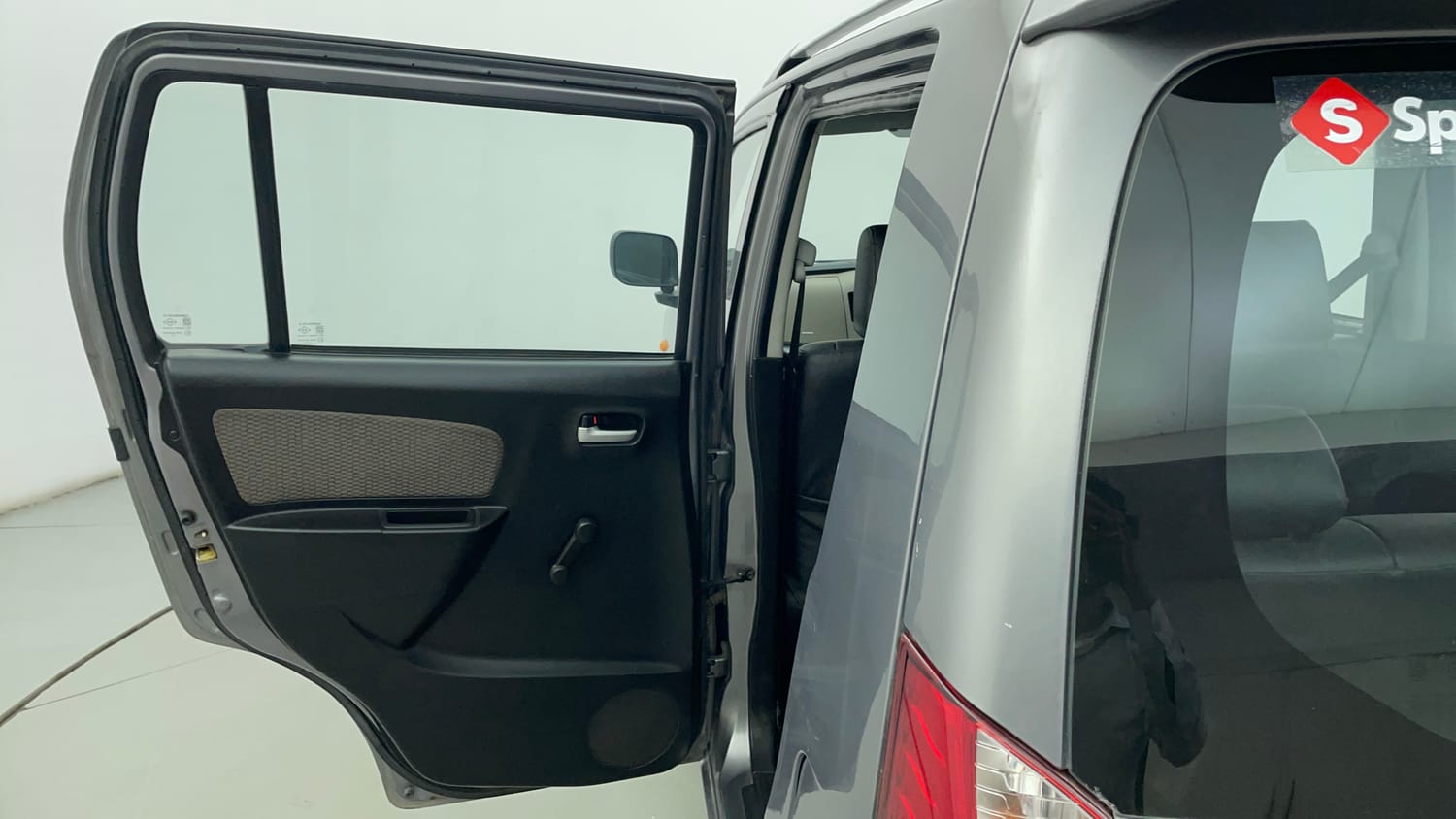 Used 2013 Maruti Suzuki Wagon R LXI Petrol Manual interior LEFT REAR DOOR OPEN VIEW