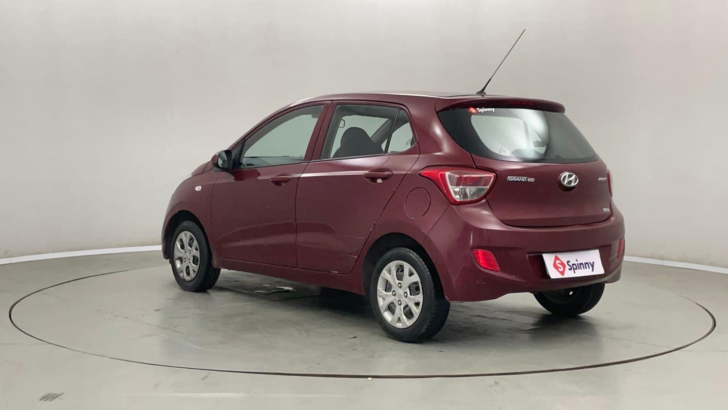 Used 2016 Hyundai Grand i10 Magna 1.2 Kappa VTVT Petrol Manual exterior LEFT REAR CORNER VIEW