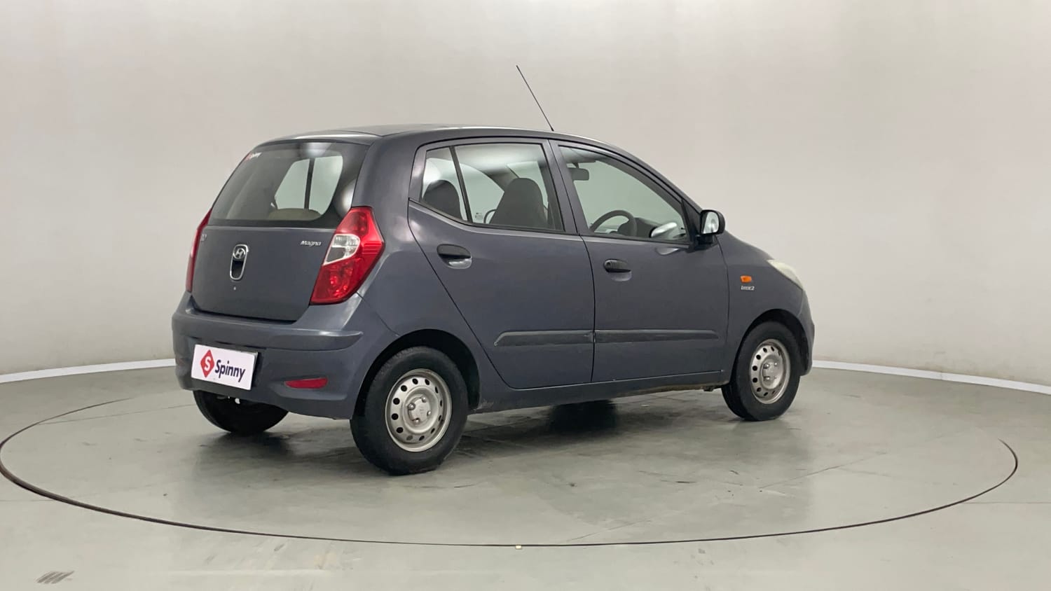 Used 2014 Hyundai i10 Magna 1.1 iRDE2 Petrol Manual exterior RIGHT REAR CORNER VIEW