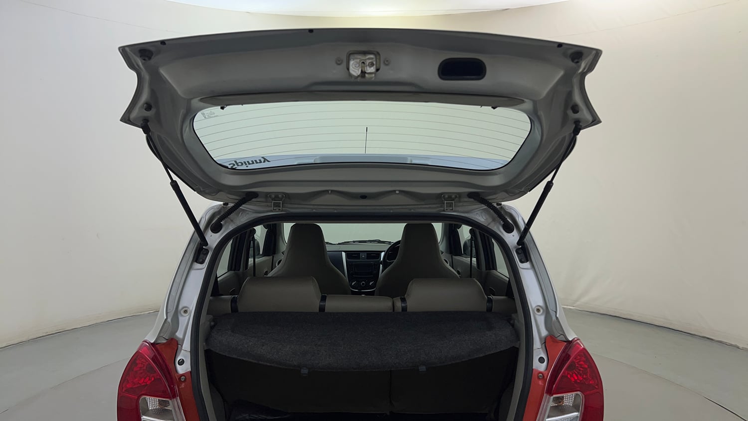 Used 2016 Maruti Suzuki Celerio ZXi AMT Petrol Automatic interior DICKY DOOR OPEN VIEW