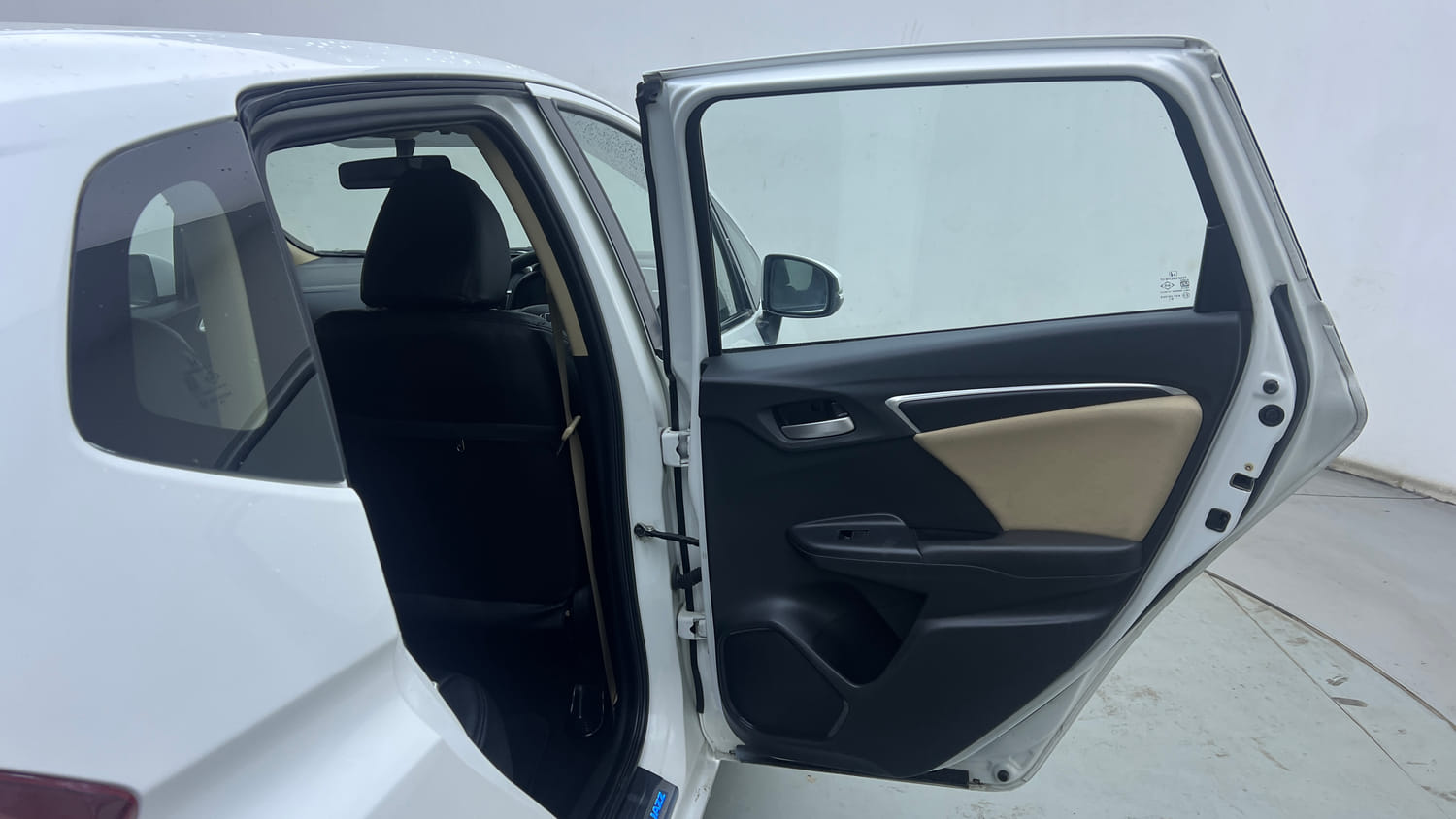 Used 2019 Honda Jazz VX CVT Petrol Petrol Automatic interior RIGHT REAR DOOR OPEN VIEW