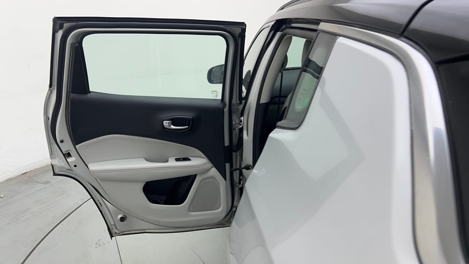 2018 Jeep Compass Limited (O) 1.4 Petrol AT-22
