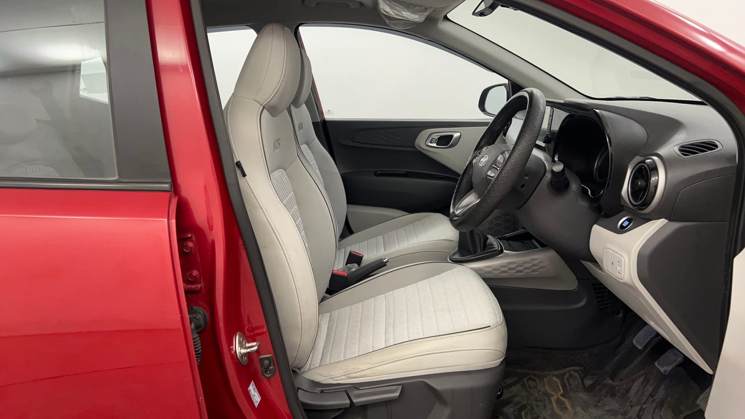 Used 2023 Hyundai Grand i10 Nios Asta 1.2 Kappa VTVT Petrol Manual interior RIGHT SIDE FRONT DOOR CABIN VIEW