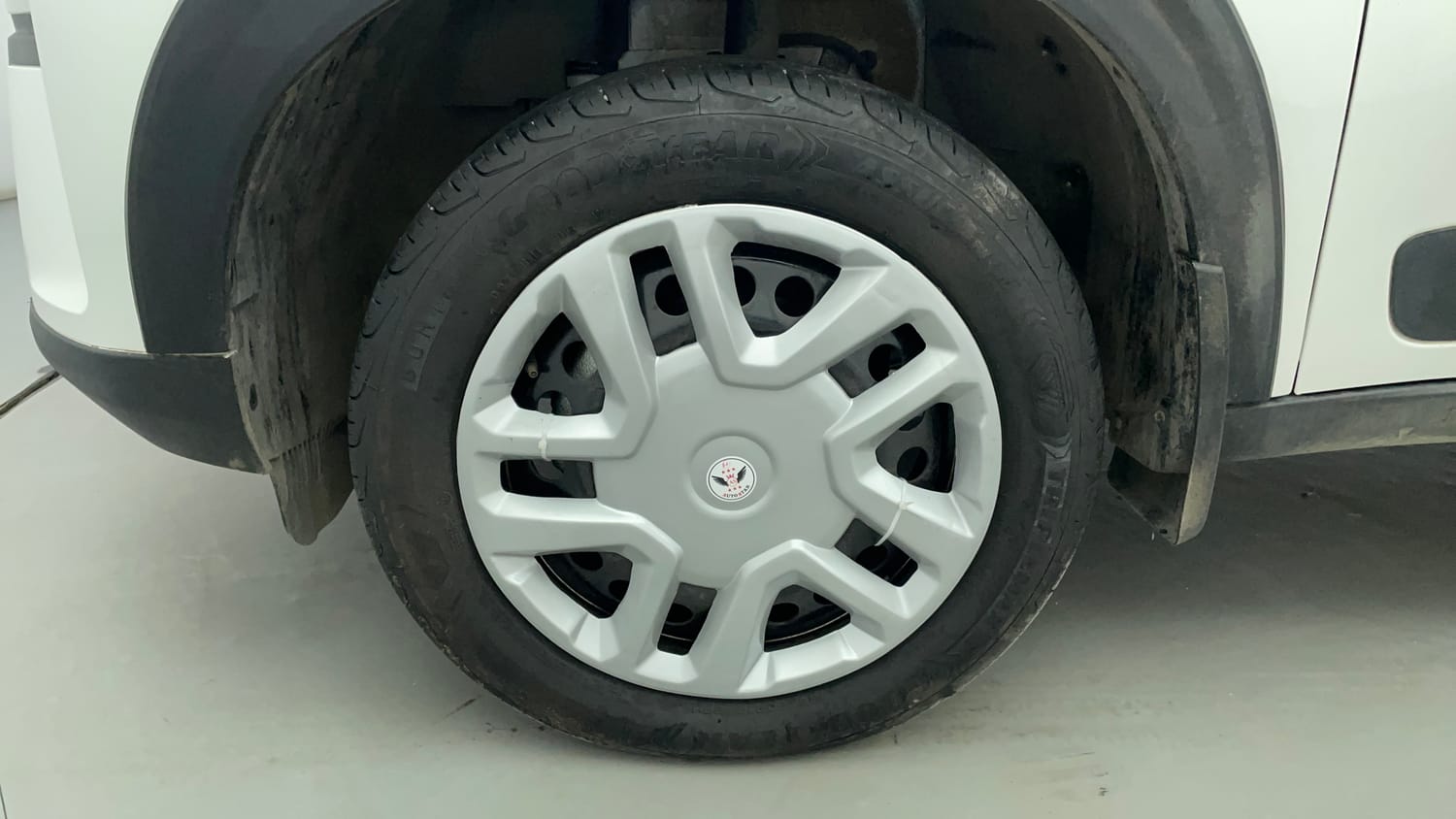Used 2025 Tata Nexon Creative Plus (S) 1.2 Petrol 6MT Petrol Manual tyres LEFT FRONT TYRE RIM VIEW