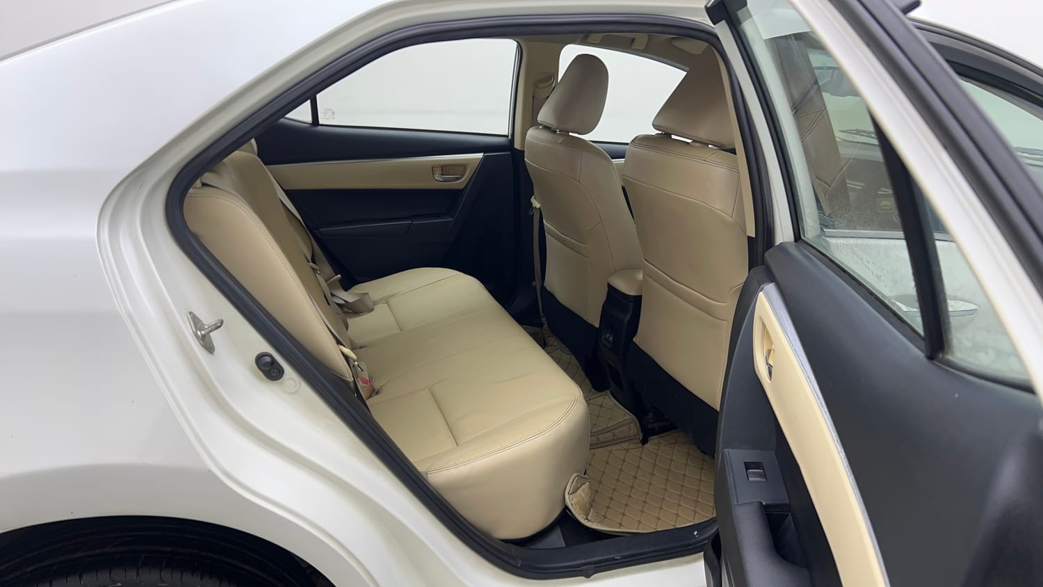 2017 Toyota Corolla Altis VL AT Petrol-18