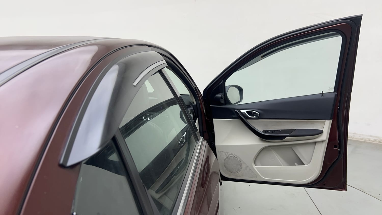 2022 Tata Tigor XZ Plus CNG-19