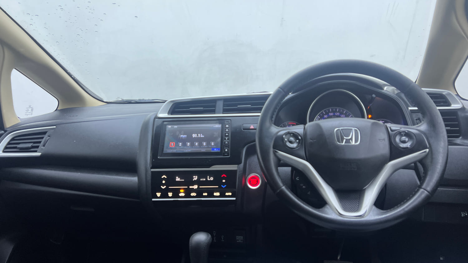 Used 2019 Honda Jazz VX CVT Petrol Petrol Automatic interior DASHBOARD VIEW