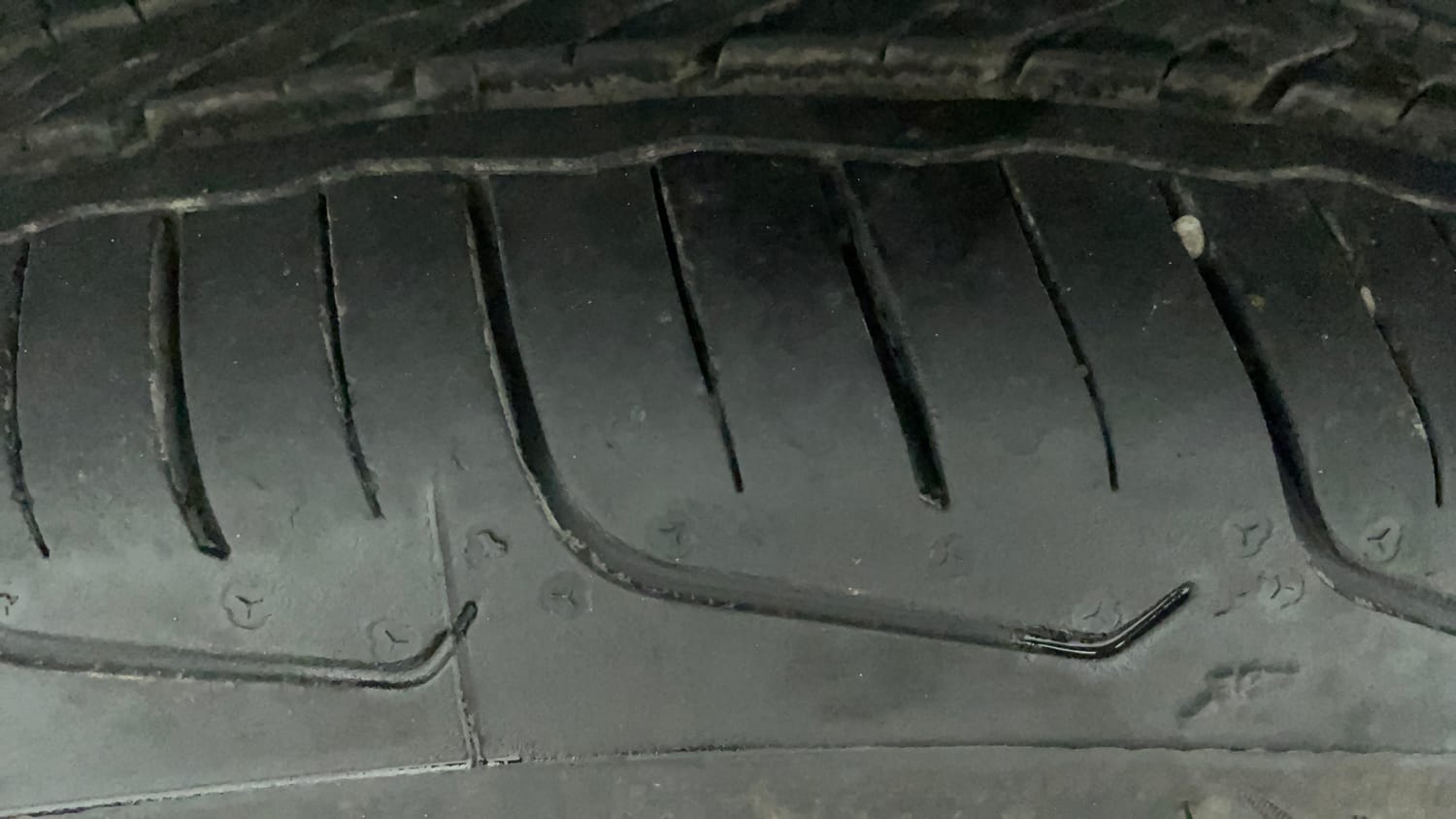 Used 2025 Tata Nexon Creative Plus (S) 1.2 Petrol 6MT Petrol Manual tyres LEFT FRONT TYRE TREAD VIEW