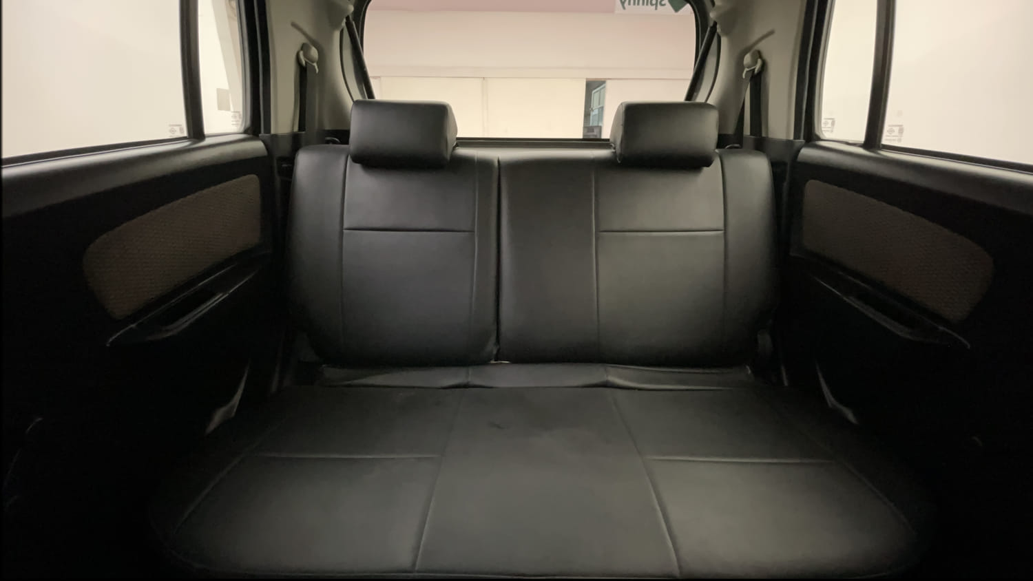 Used 2013 Maruti Suzuki Wagon R LXI Petrol Manual interior REAR SEAT CONDITION VIEW