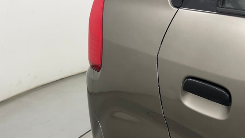 Used 2021 Maruti Suzuki Wagon R LXi (O) 1.0 CNG Cng Manual dents MINOR DENT