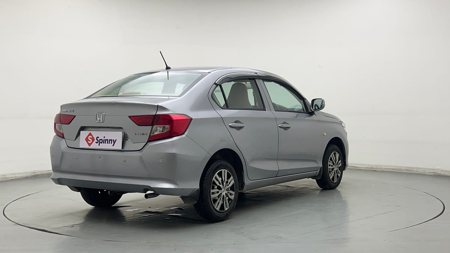 2022 Honda Amaze E MT 1.2 Petrol (Old Design)-4