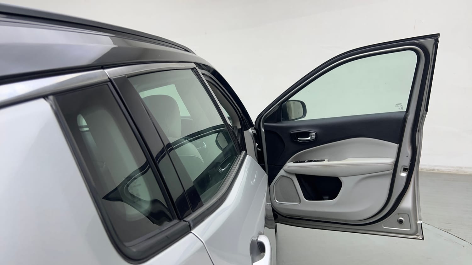 2018 Jeep Compass Limited (O) 1.4 Petrol AT-19