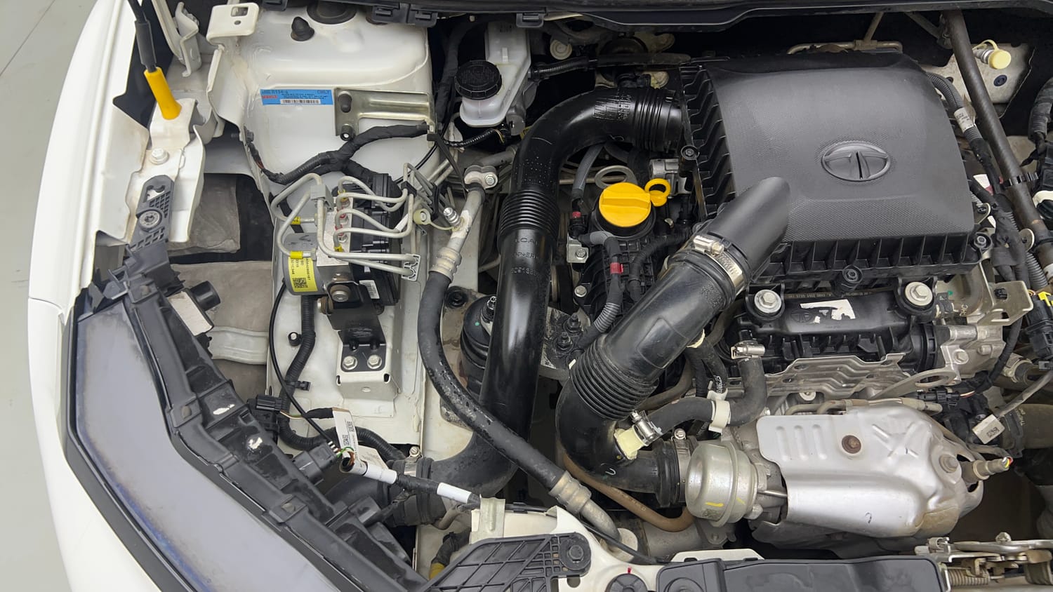 Used 2023 Tata Nexon Pure S 1.2 Revotron Petrol 6MT Petrol Manual engine ENGINE RIGHT SIDE VIEW