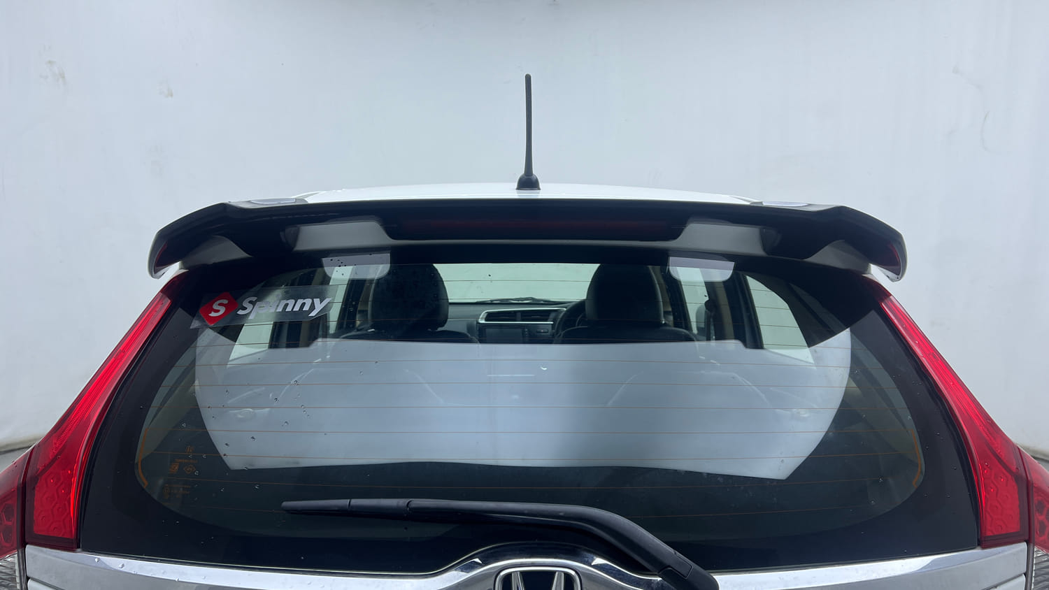 Used 2019 Honda Jazz VX CVT Petrol Petrol Automatic exterior BACK WINDSHIELD VIEW