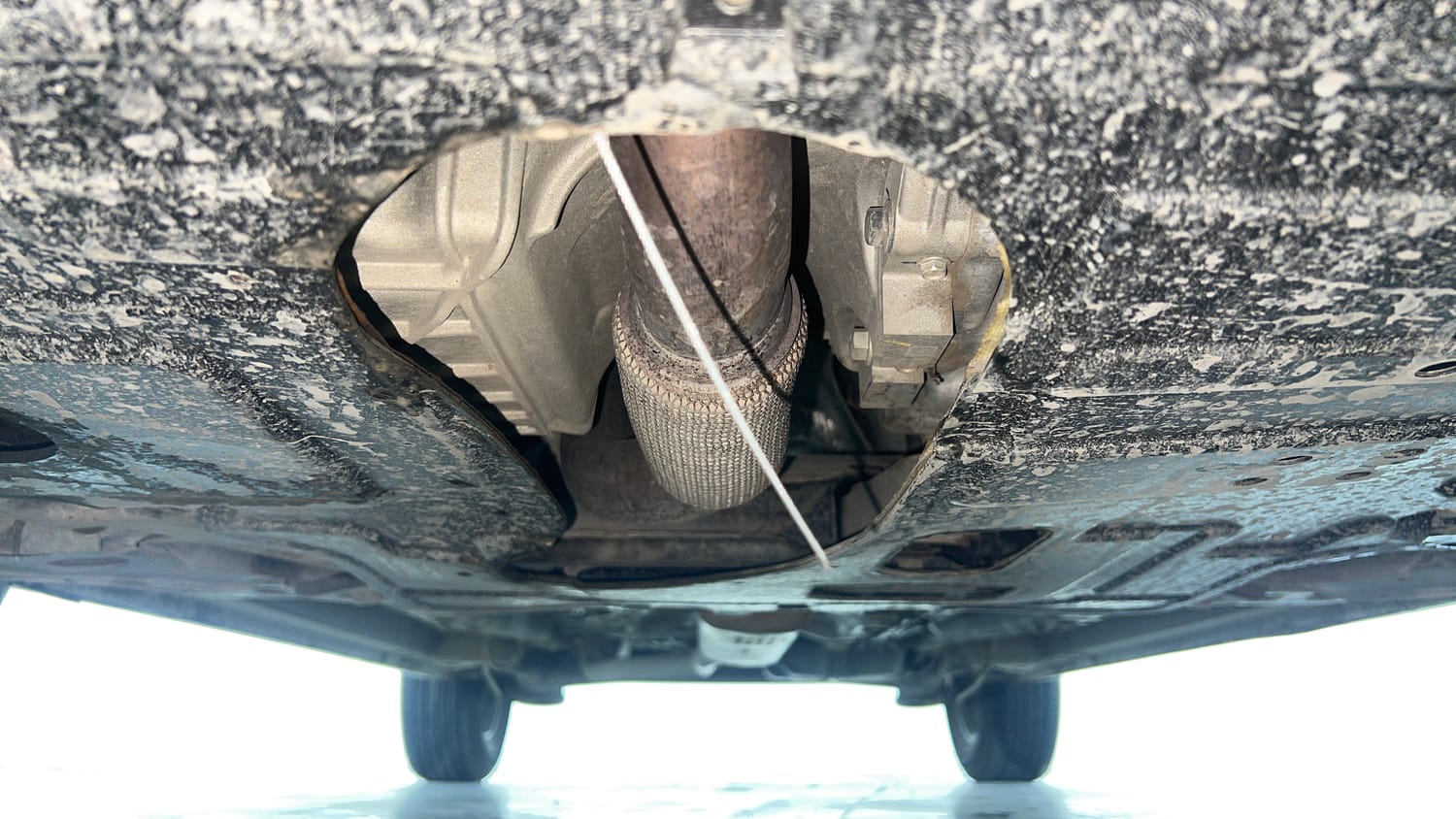 Used 2024 Mahindra XUV 3XO AX5 1.2 Petrol AT Petrol Automatic extra FRONT LEFT UNDERBODY VIEW