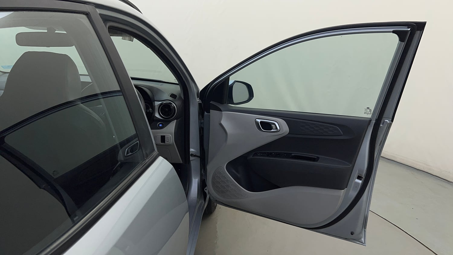 Used 2020 Hyundai Grand i10 Nios Asta 1.2 Kappa VTVT Petrol Manual interior RIGHT FRONT DOOR OPEN VIEW