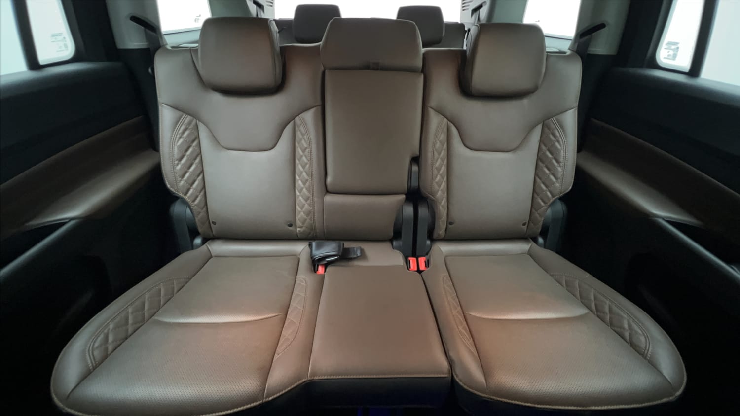 2024 Jeep Meridian Limited (O) 4x2 AT-23