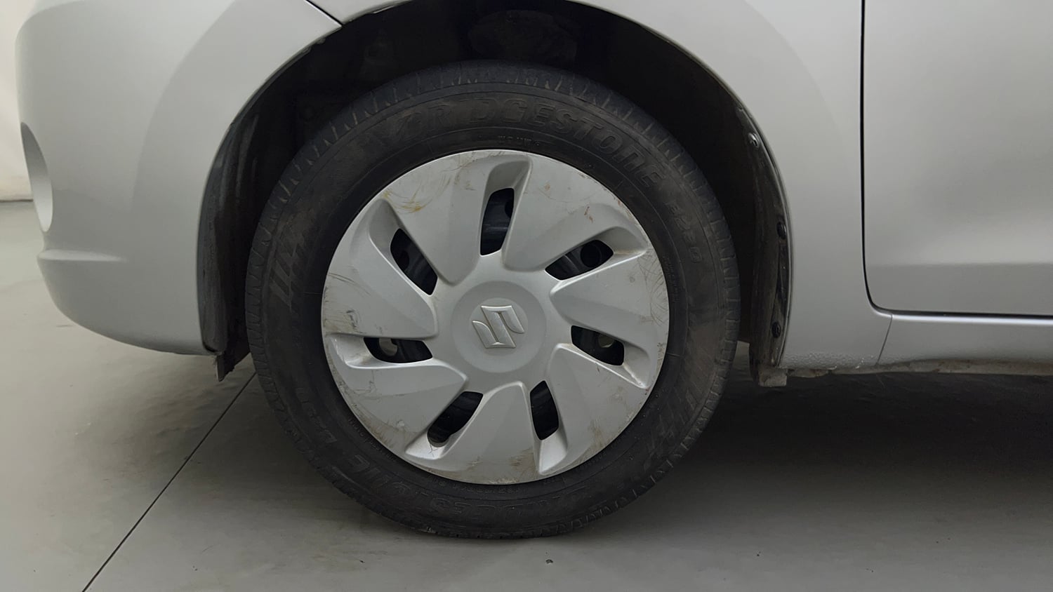 Used 2016 Maruti Suzuki Celerio ZXi AMT Petrol Automatic tyres LEFT FRONT TYRE RIM VIEW
