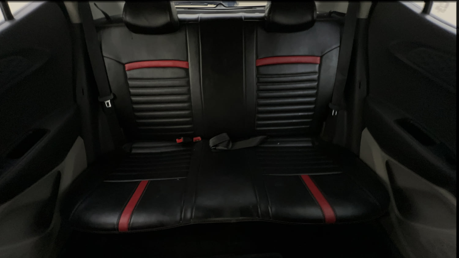 Used 2020 Hyundai Grand i10 Nios Asta 1.2 Kappa VTVT Petrol Manual interior REAR SEAT CONDITION VIEW
