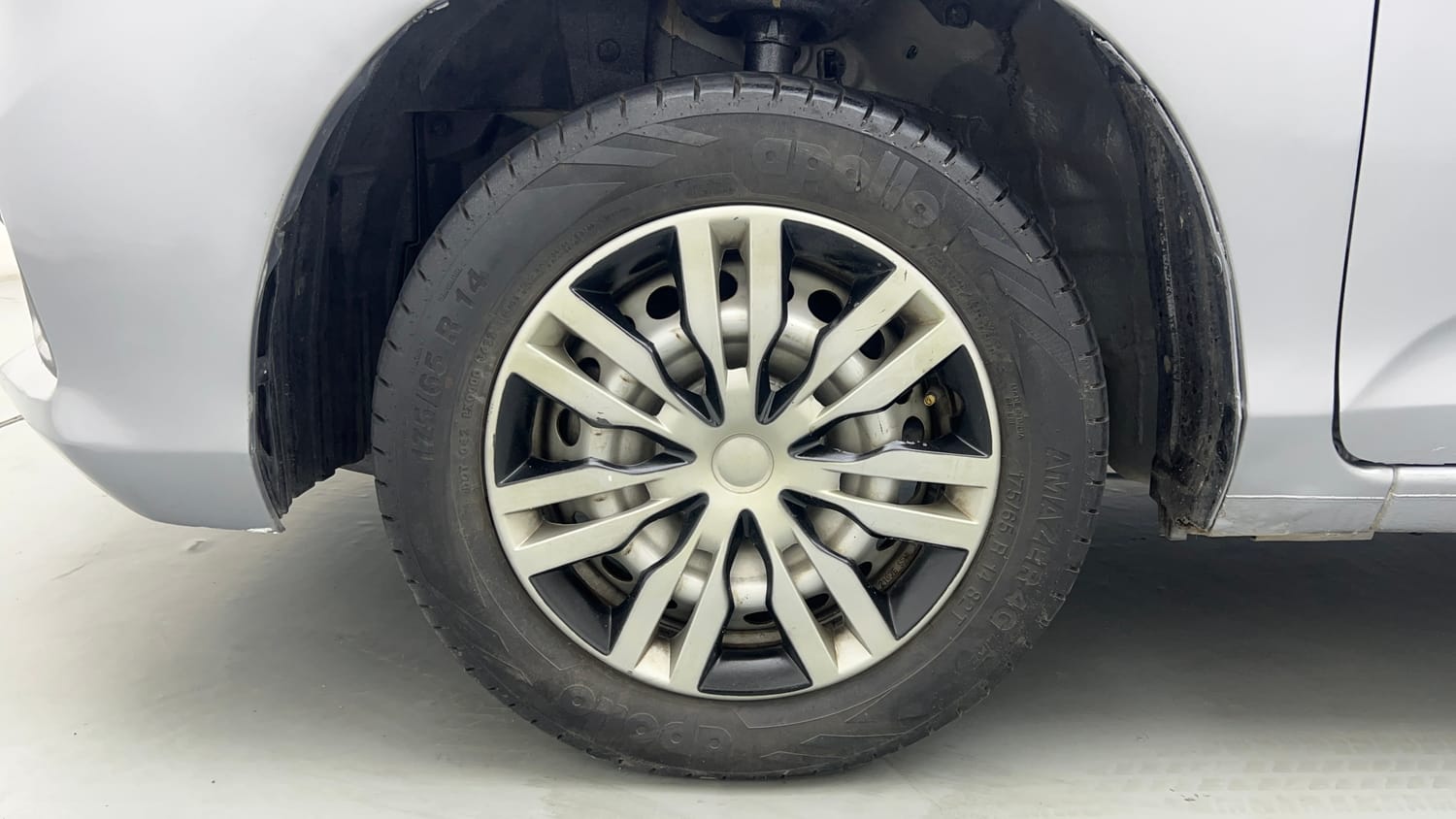 2022 Honda Amaze E MT 1.2 Petrol (Old Design)-34