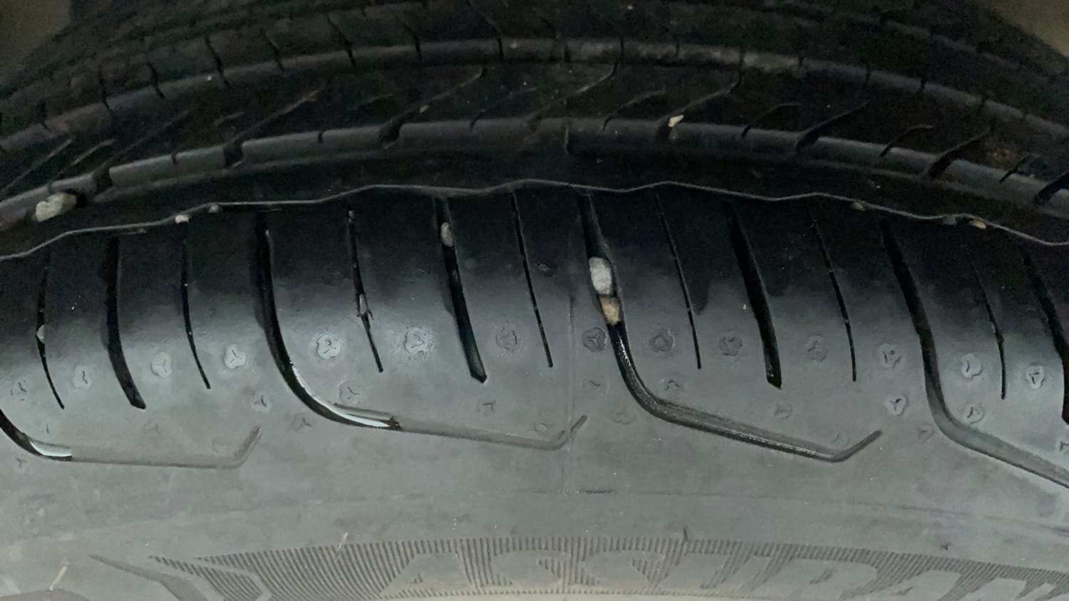 Used 2025 Tata Nexon Creative Plus (S) 1.2 Petrol 6MT Petrol Manual tyres RIGHT REAR TYRE TREAD VIEW