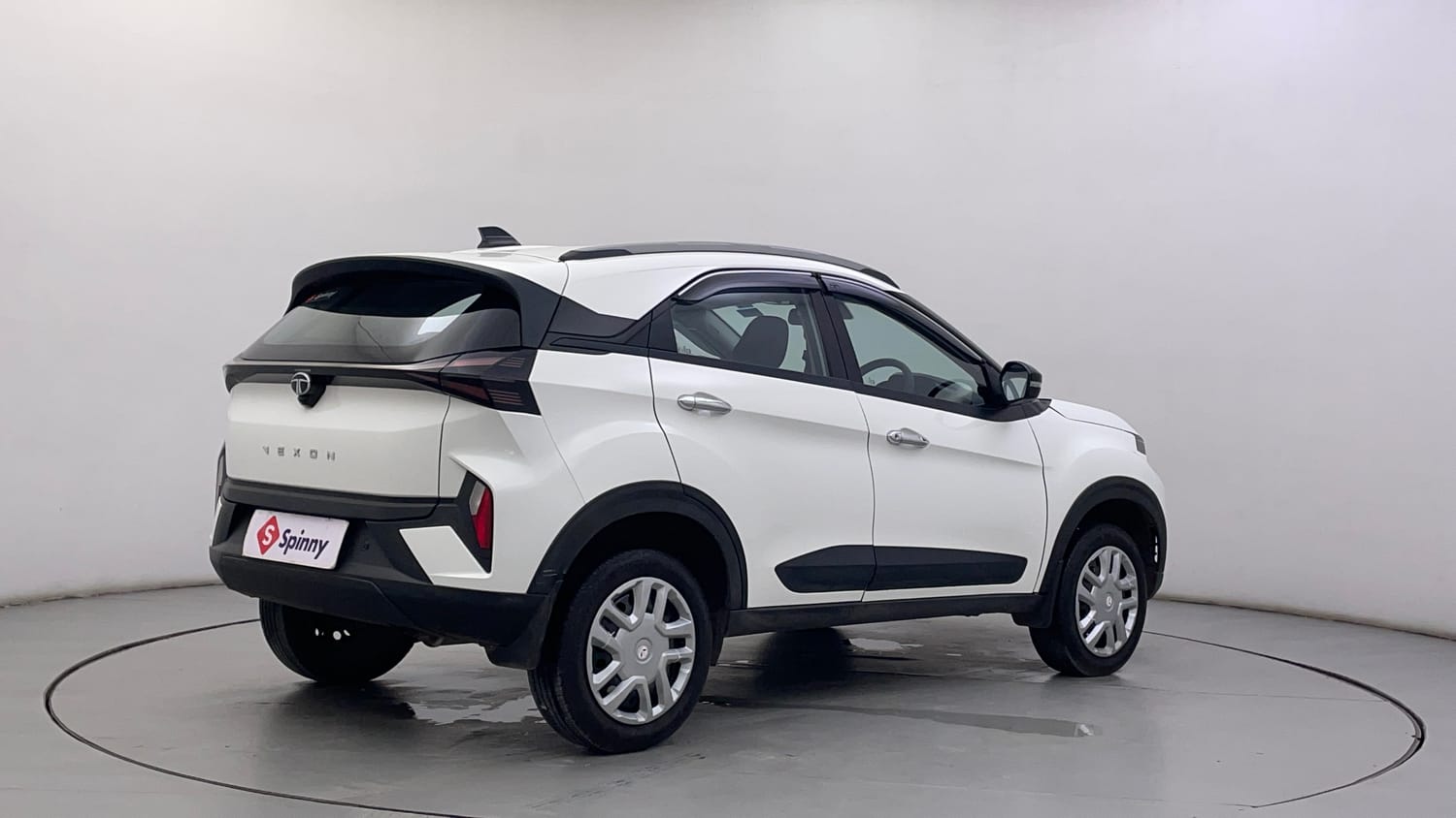 Used 2025 Tata Nexon Creative Plus (S) 1.2 Petrol 6MT Petrol Manual exterior RIGHT REAR CORNER VIEW