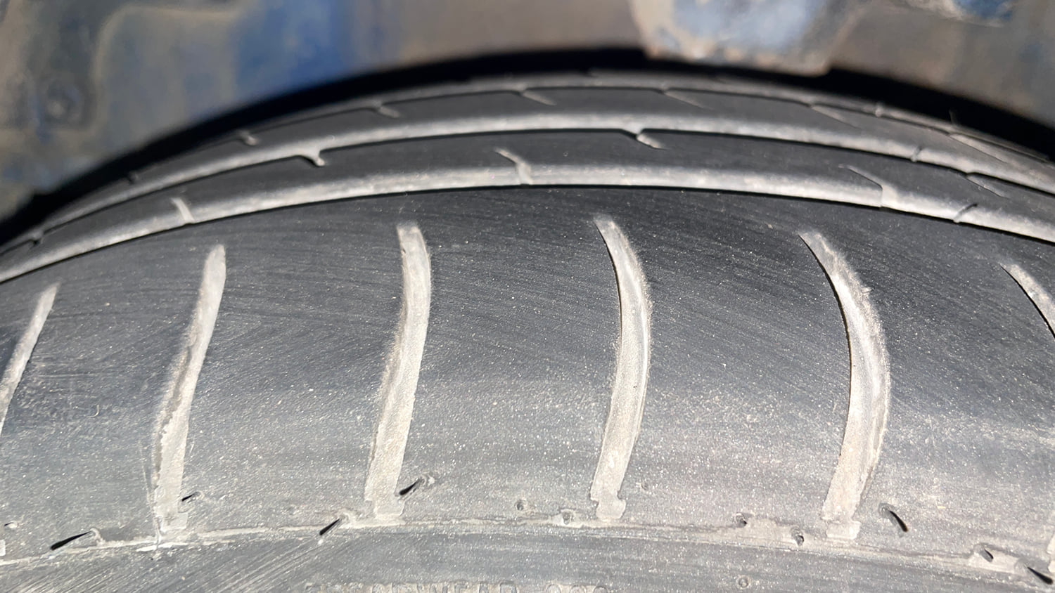 Used 2012 Hyundai Eon Sportz Petrol Manual tyres LEFT FRONT TYRE TREAD VIEW