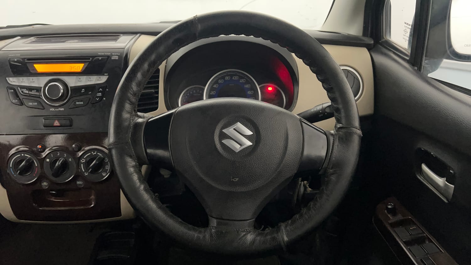 Used 2018 Maruti Suzuki Wagon R VXI Petrol Manual interior STEERING VIEW