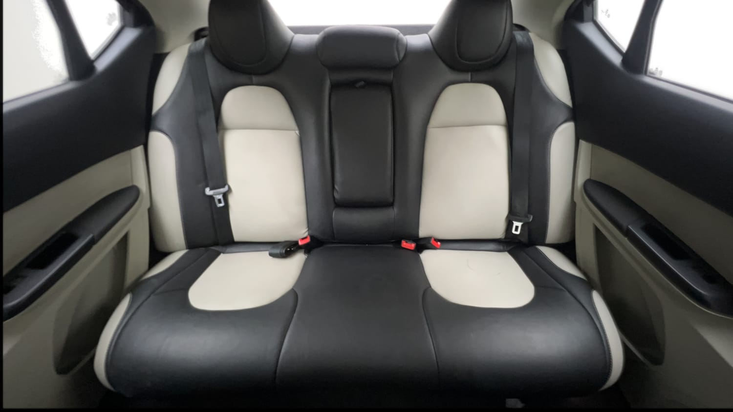 2022 Tata Tigor XZ Plus CNG-23