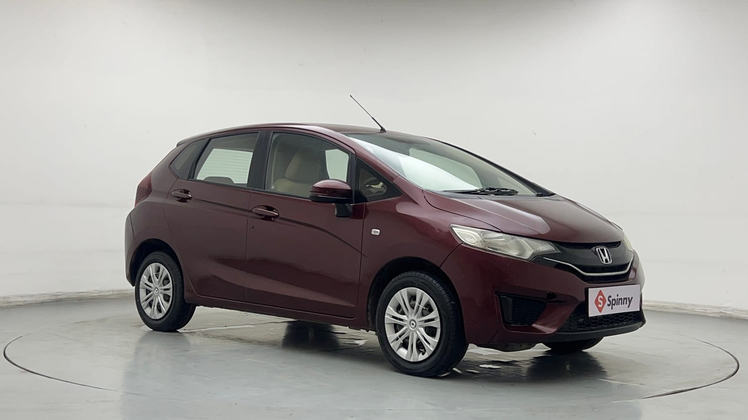 Used 2017 Honda Jazz S Petrol Petrol Manual exterior RIGHT FRONT CORNER VIEW