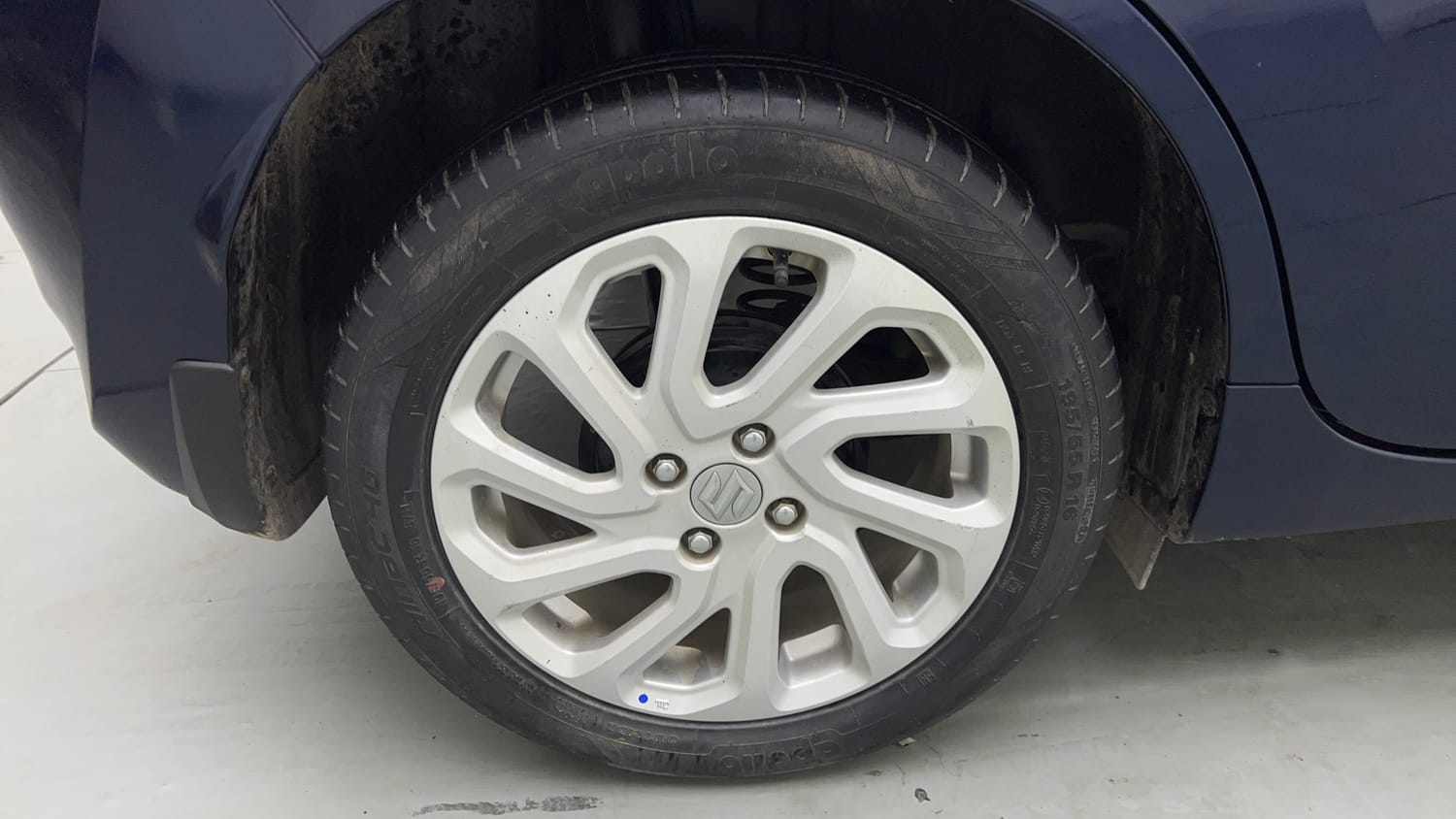 2023 Maruti Suzuki Baleno Zeta MT Petrol+CNG (Outside Fitted)-33