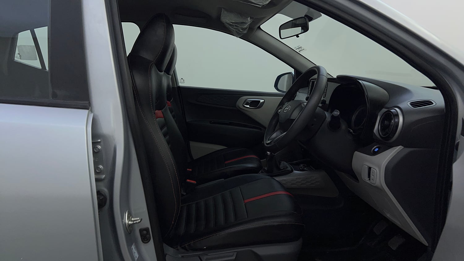 Used 2020 Hyundai Grand i10 Nios Asta 1.2 Kappa VTVT Petrol Manual interior RIGHT SIDE FRONT DOOR CABIN VIEW
