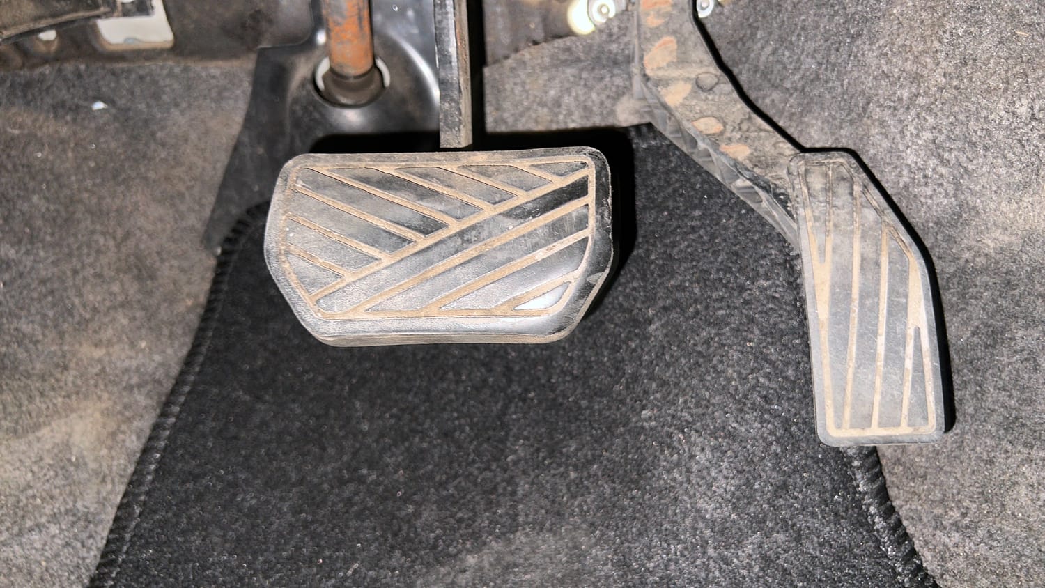 Used 2016 Maruti Suzuki Alto K10 VXi AMT Petrol Automatic interior PEDALS VIEW