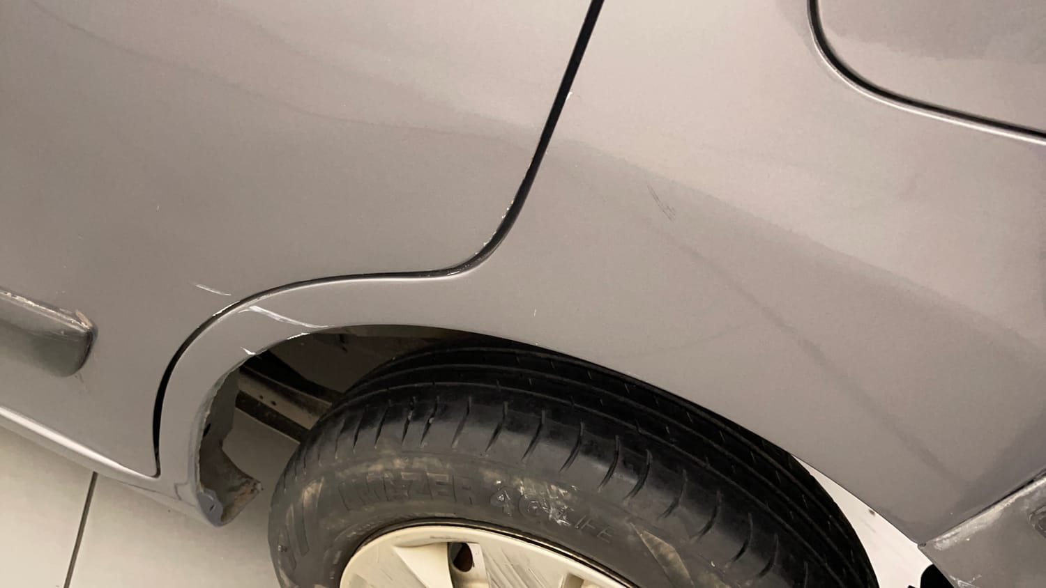 Used 2013 Maruti Suzuki Wagon R LXI Petrol Manual dents MINOR SCRATCH