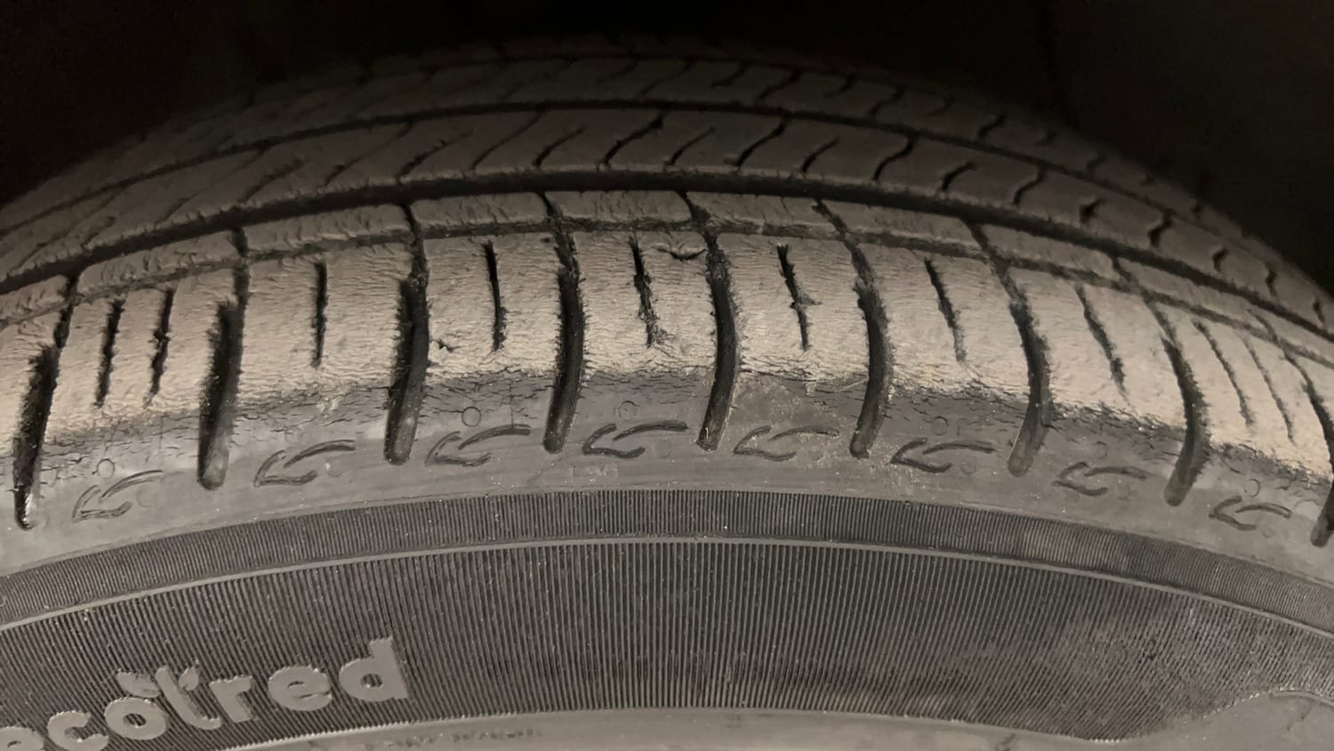 Used 2023 Hyundai Grand i10 Nios Asta 1.2 Kappa VTVT Petrol Manual tyres RIGHT FRONT TYRE TREAD VIEW